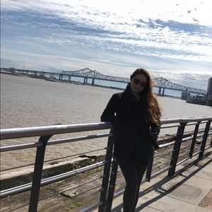 Meet your Posher, Yuly